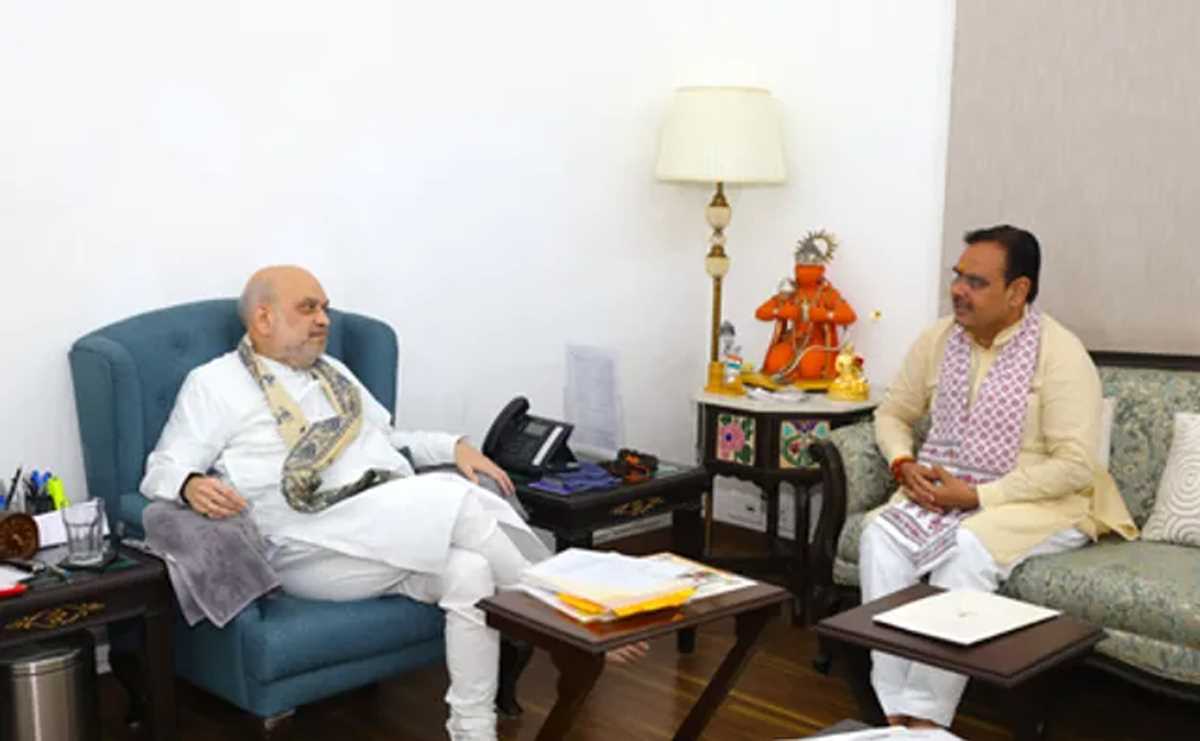 राजस्थान के मुख्यमंत्री ने गृह मंत्री अमित शाह से की मुलाकात, विकास संबंधी मुद्दों पर हुई चर्चा राजस्थान के मुख्यमंत्री ने गृह मंत्री अमित शाह से की मुलाकात, विकास संबंधी मुद्दों पर हुई चर्चा